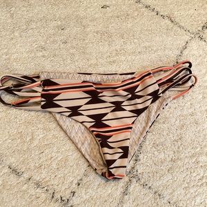 ACACIA Swimwear Kauai strappy makai bikini Bottoms in Tribal Small vintage MINT